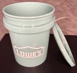 Lowe's Teal 0.42-Quart BPA-Free Mini Bucket with Lid